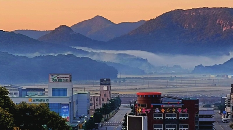 옥녀봉의 아침 안내-2.jpg